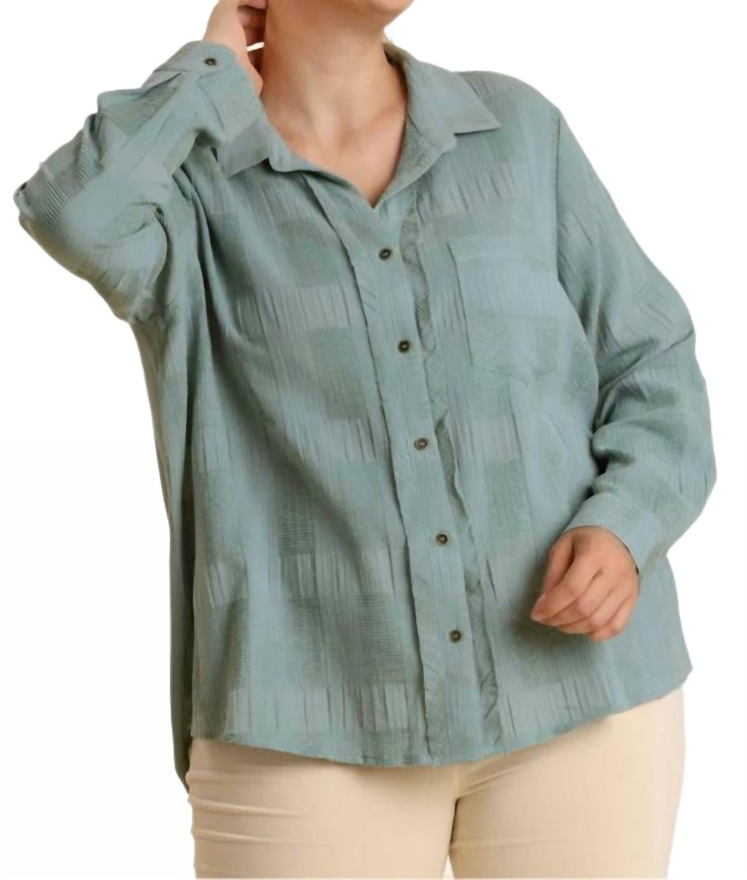 Мятная блузка на пуговицах из шенилла Umgee
Мятная блузка на пуговицах из шенилла Umgee