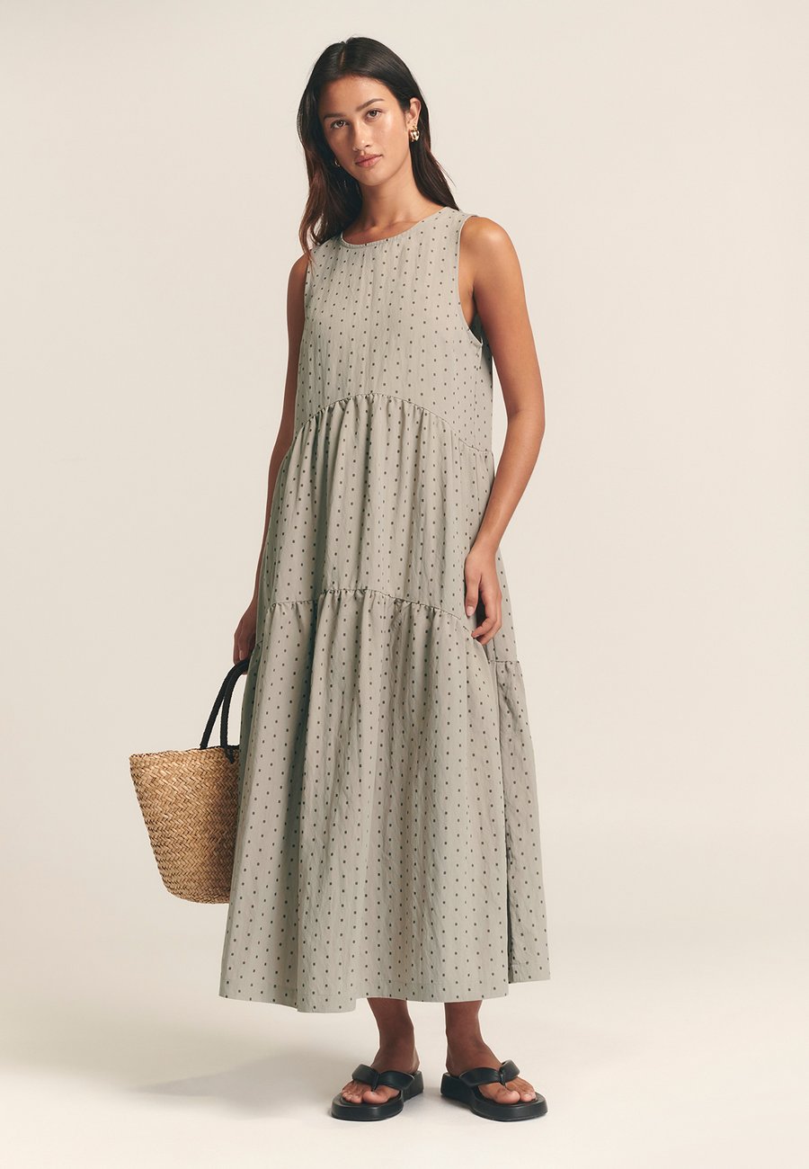 Платье ST MRLO REMI TIERED, Sage Spot/Green
Платье ST MRLO REMI TIERED, Sage Spot/Green