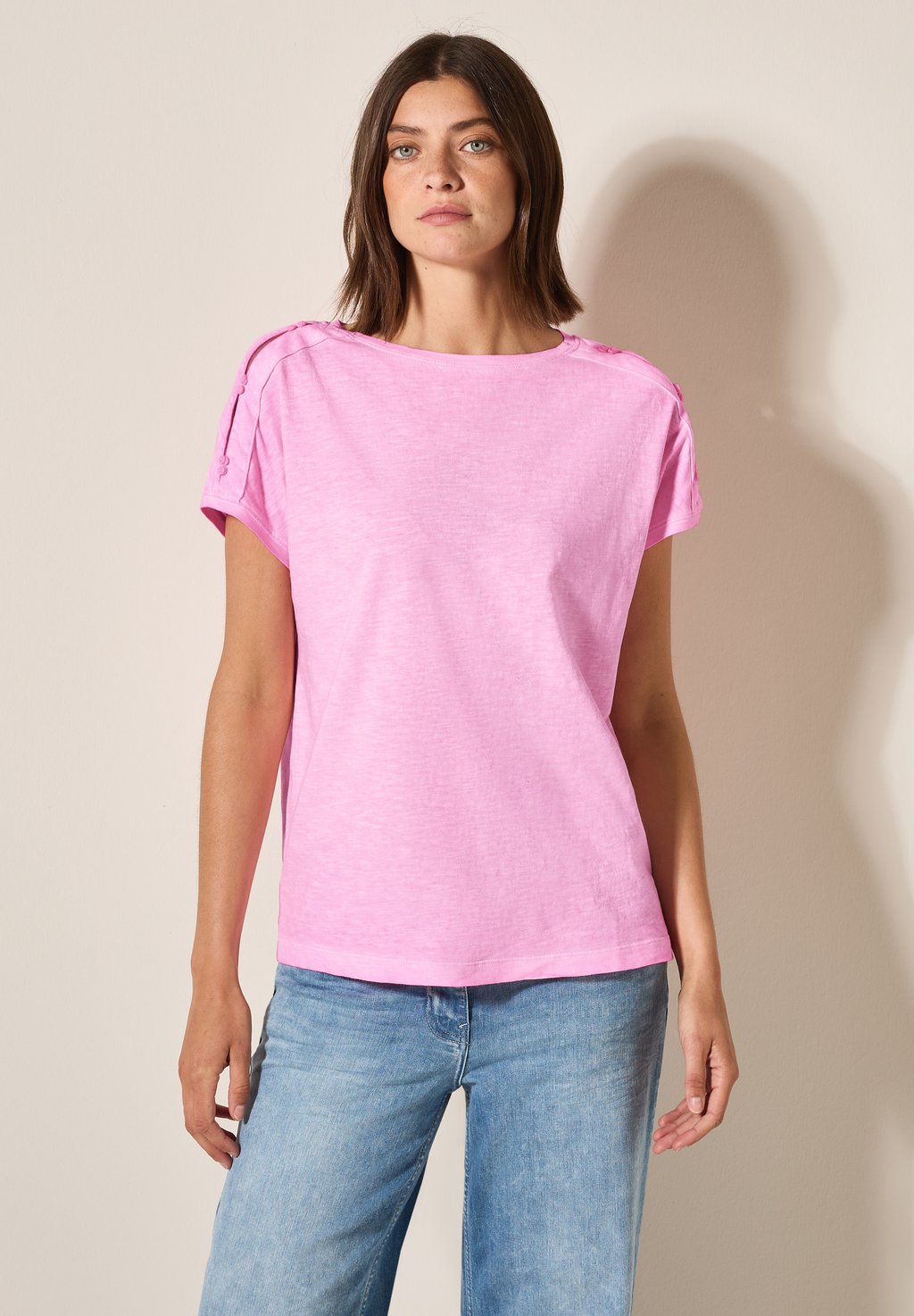 Футболка с принтом MIT KNOPFDETAIL Cecil, неоново-розовый
Футболка с принтом MIT KNOPFDETAIL Cecil, неоново-розовый