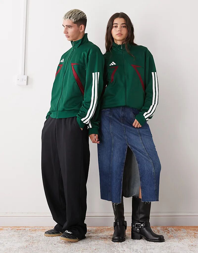 Спортивная куртка Adidas Sportswear House of Trio зеленого цвета
Спортивная куртка Adidas Sportswear House of Trio зеленого цвета