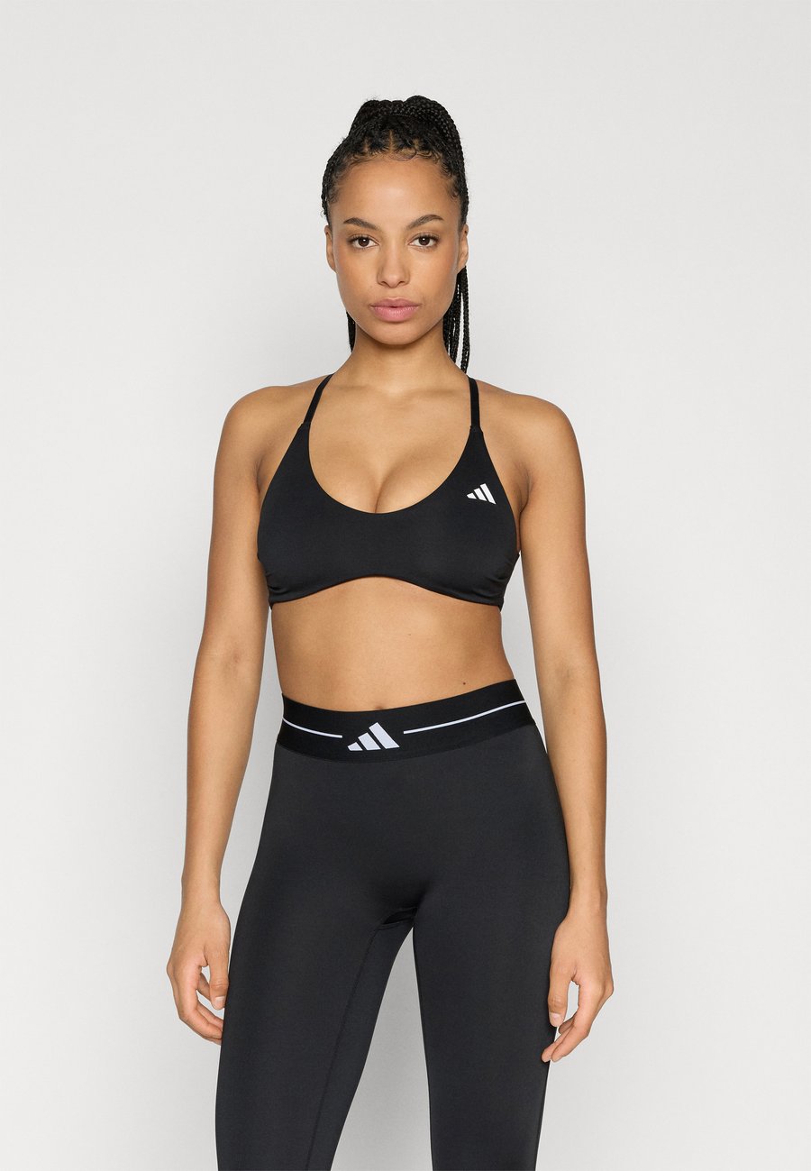 Бюстгальтер Adidas Performance BRA, Black
Бюстгальтер Adidas Performance BRA, Black