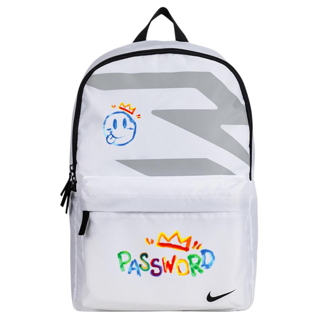 Nike Полиэстеровый рюкзак унисекс белый, Smiley Face
Nike Полиэстеровый рюкзак унисекс белый, Smiley Face