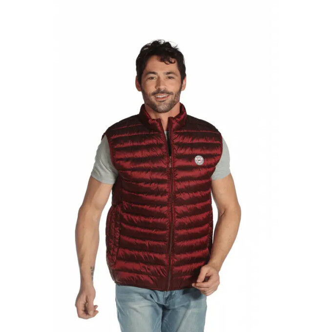 Пуховик без рукавов WAXX SHELTER Titan для мужчин
Пуховик без рукавов WAXX SHELTER Titan для мужчин