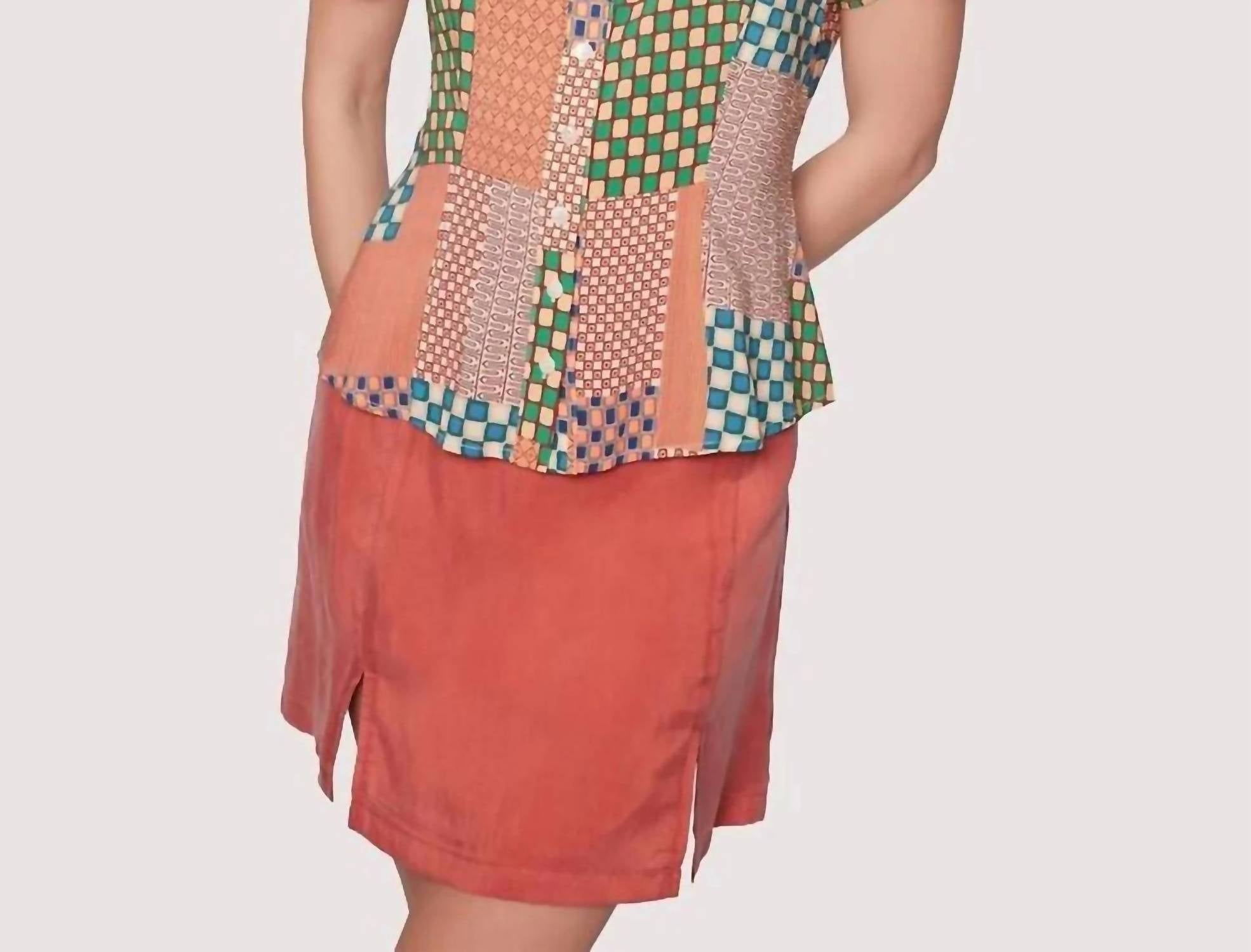 Рубашка с коротким рукавом Blissful Mesa в оранжевом цвете Multi LOST + WANDER
Рубашка с коротким рукавом Blissful Mesa в оранжевом цвете Multi LOST + WANDER