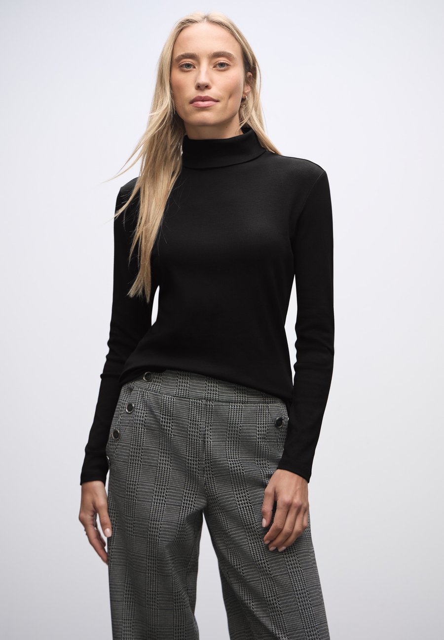 Джемпер Street One BASIC ROLLKRAGEN, Schwarz/Black
Джемпер Street One BASIC ROLLKRAGEN, Schwarz/Black