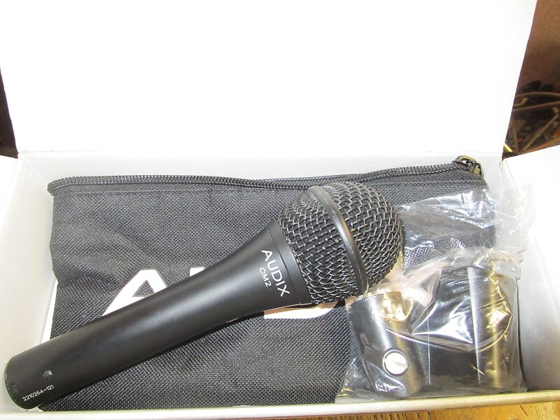 Динамический вокальный микрофон Audix OM2 Handheld Hypercardioid Dynamic Microphone
Динамический вокальный микрофон Audix OM2 Handheld Hypercardioid Dynamic Microphone