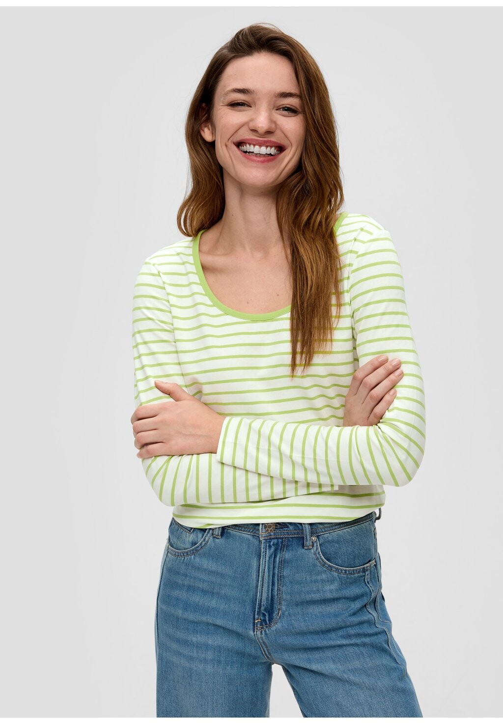 Рубашка с длинными рукавами MIT TIEFEM RUNDHALSAUSSCHNITT s.Oliver, цвет limettengrün
Рубашка с длинными рукавами MIT TIEFEM RUNDHALSAUSSCHNITT s.Oliver, цвет limettengrün