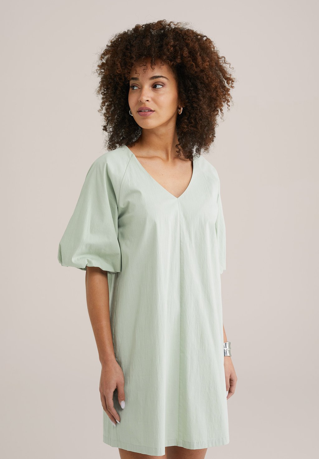 Повседневное платье WE Fashion, мятный
Повседневное платье WE Fashion, мятный