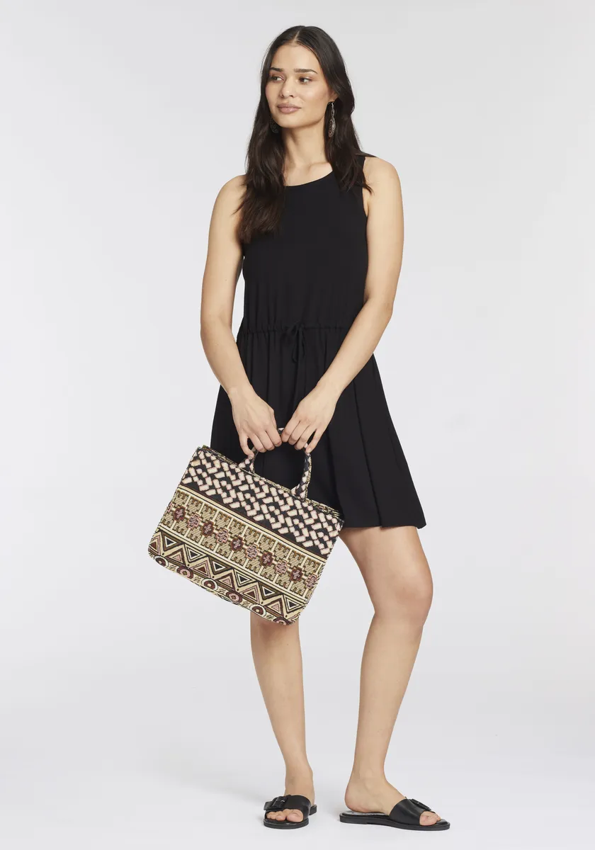 Летнее платье Laura Scott с кружевной кокеткой - НОВАЯ КОЛЛЕКЦИЯ, черный 
Летнее платье Laura Scott с кружевной кокеткой - НОВАЯ КОЛЛЕКЦИЯ, черный