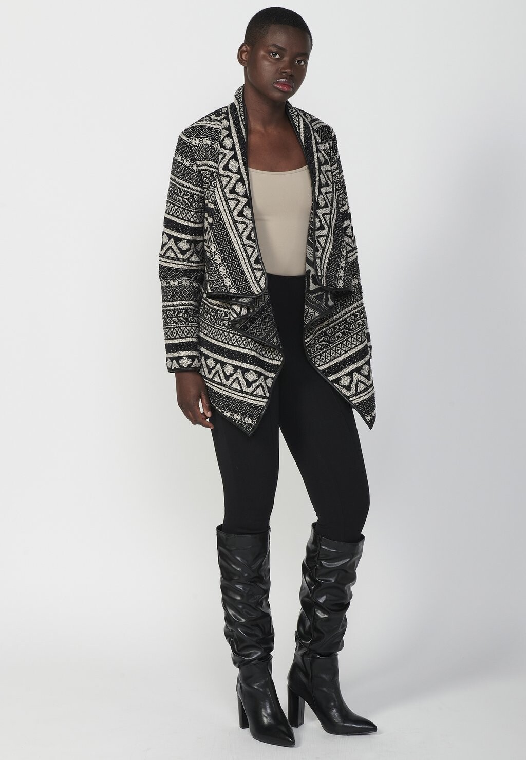 Летняя куртка Koroshi, черный
Летняя куртка Koroshi, черный