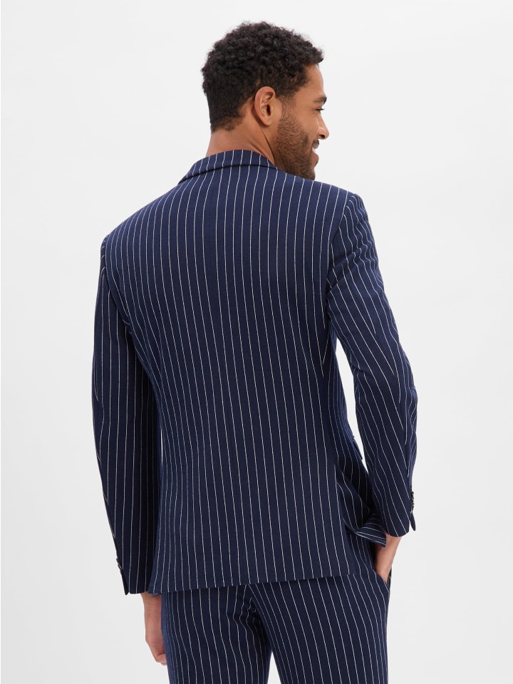 Finshley & Harding London Блейзер Brixdon темно-синего и белого цвета
Finshley & Harding London Блейзер Brixdon темно-синего и белого цвета