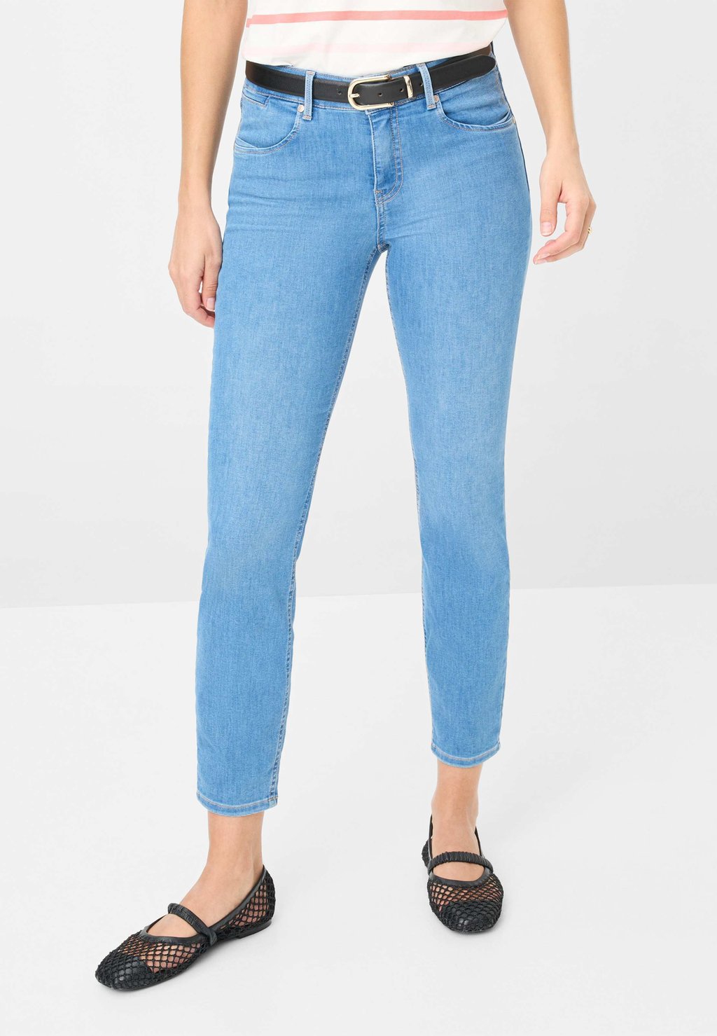 Джинсы облегающего кроя Style SHAKIRA S BRAX, темно-синий
Джинсы облегающего кроя Style SHAKIRA S BRAX, темно-синий