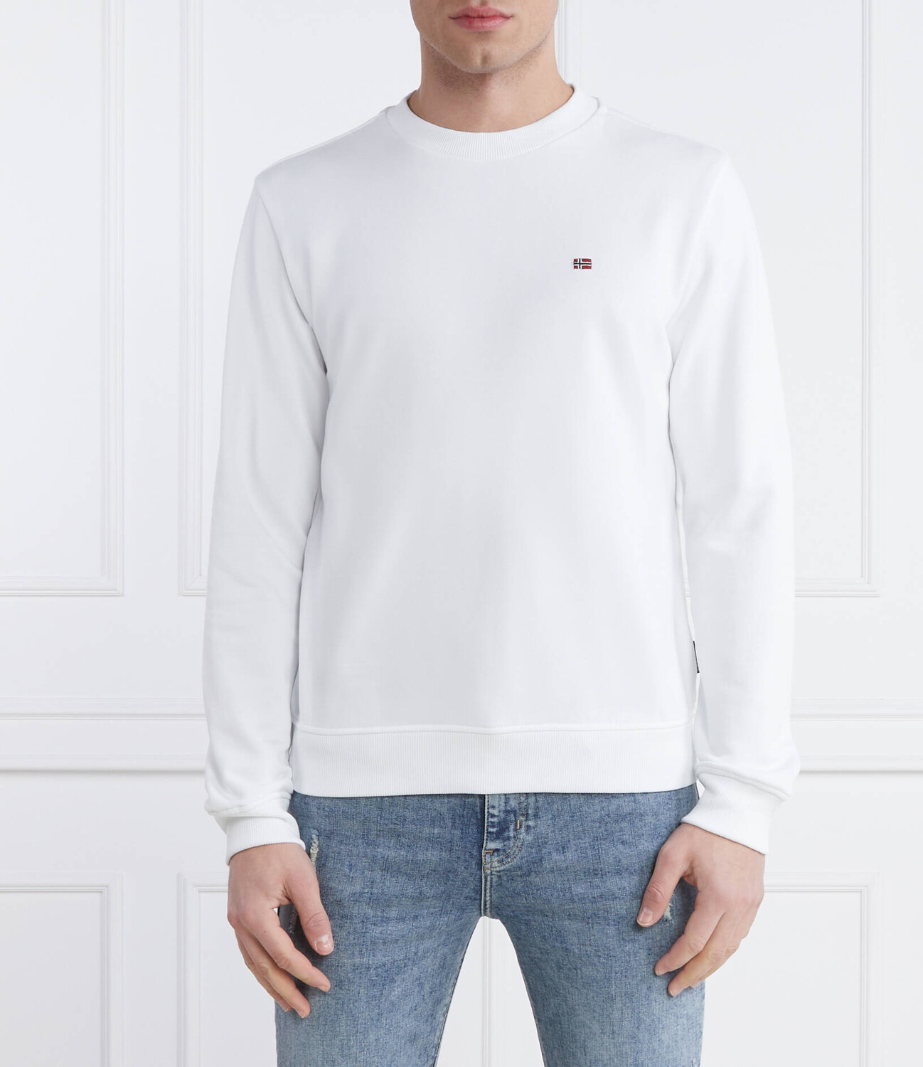 Толстовка Napapijri BALIS CREW SUM 2 Regular Fit, белый
Толстовка Napapijri BALIS CREW SUM 2 Regular Fit, белый