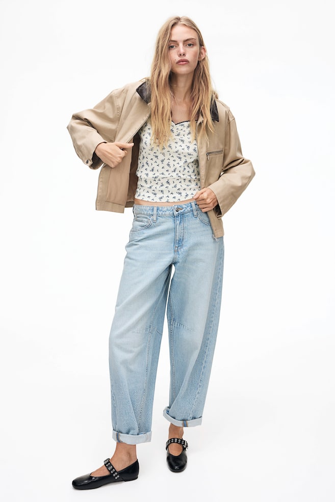 Рубашка в рубчик с вырезом в форме сердца H&M, мультиколор
Рубашка в рубчик с вырезом в форме сердца H&M, мультиколор