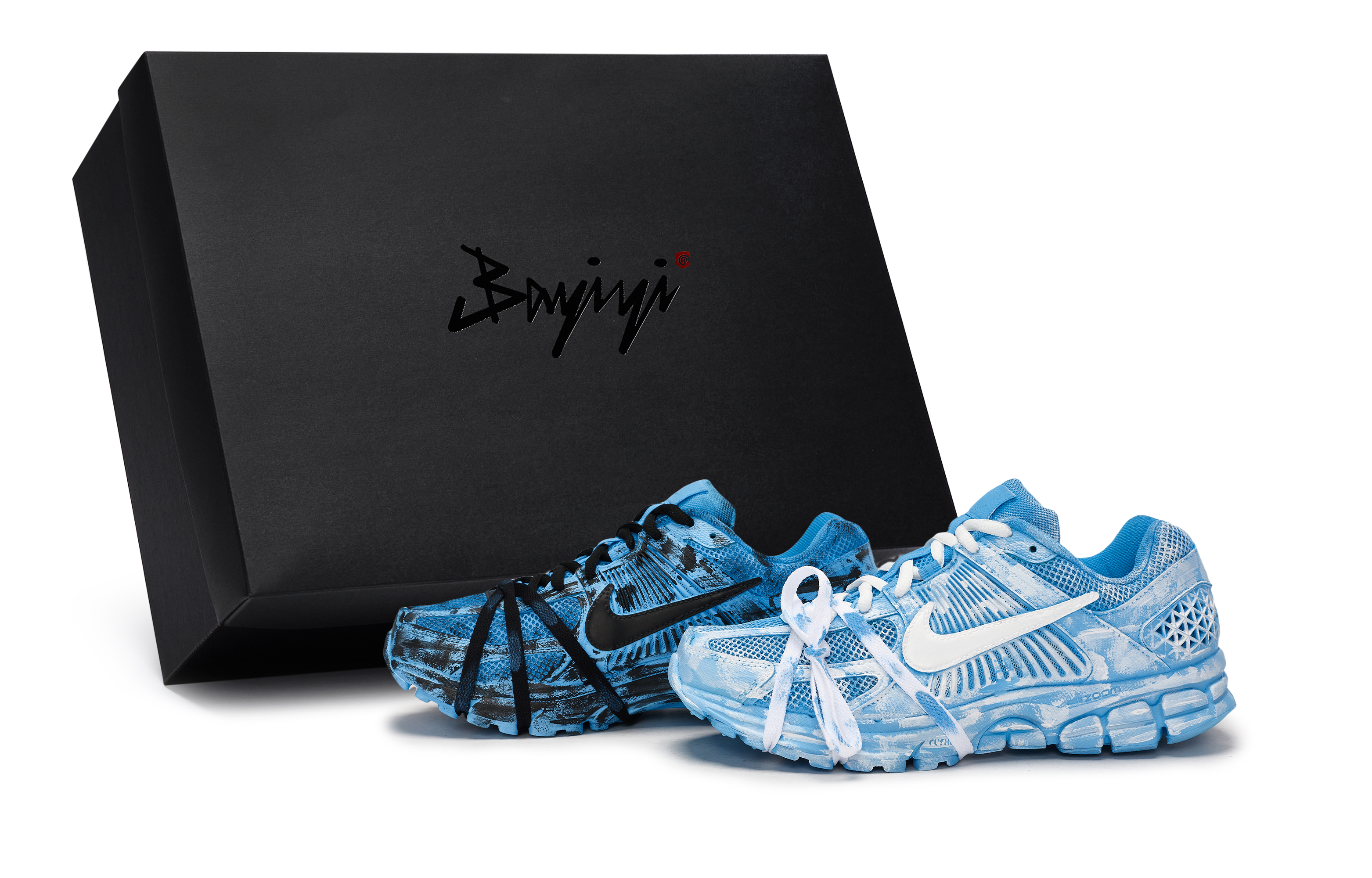 Nike Кроссовки Air Zoom Vomero 5 Low Top мужские, синие, черные, белые 
Nike Кроссовки Air Zoom Vomero 5 Low Top мужские, синие, черные, белые