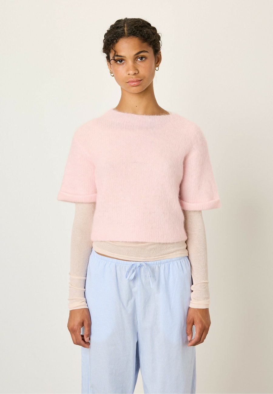 Футболка American Vintage Basic T-shirt, Bouton De Rose/Light Pink, Розовый, Футболка American Vintage Basic T-shirt, Bouton De Rose/Light Pink
Футболка American Vintage Basic T-shirt, Bouton De Rose/Light Pink, Розовый, Футболка American Vintage Basic T-shirt, Bouton De Rose/Light Pink