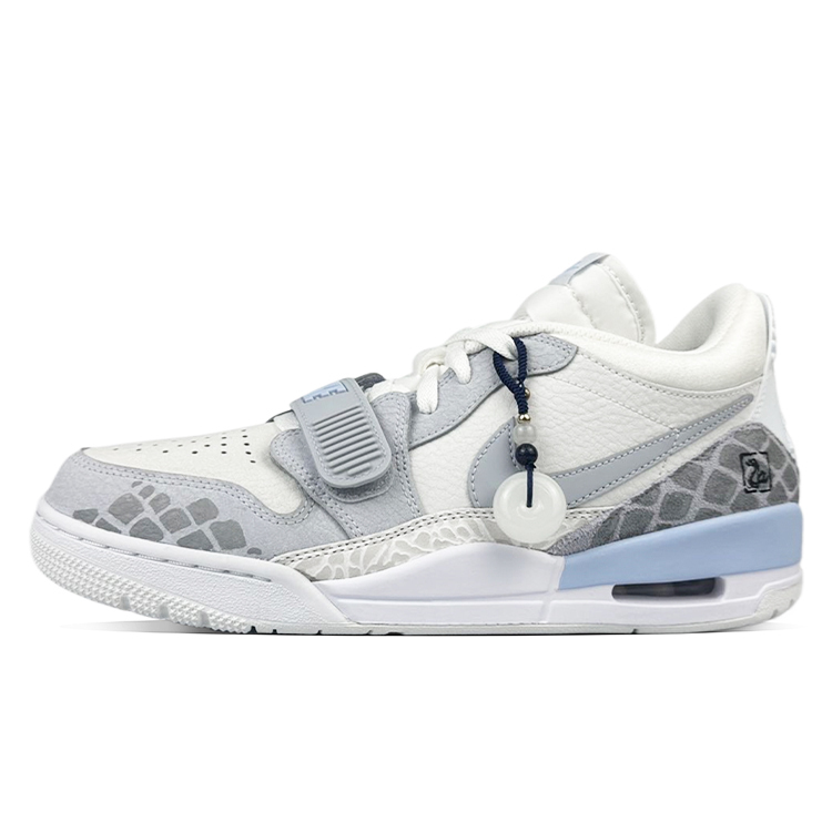 Jordan Легаси 312 амортизирующие противоскользящие низкие винтажные баскетбольные кроссовки мужские бело-серые, цвет White Gray
Jordan Легаси 312 амортизирующие противоскользящие низкие винтажные баскетбольные кроссовки мужские бело-серые, цвет White Gray