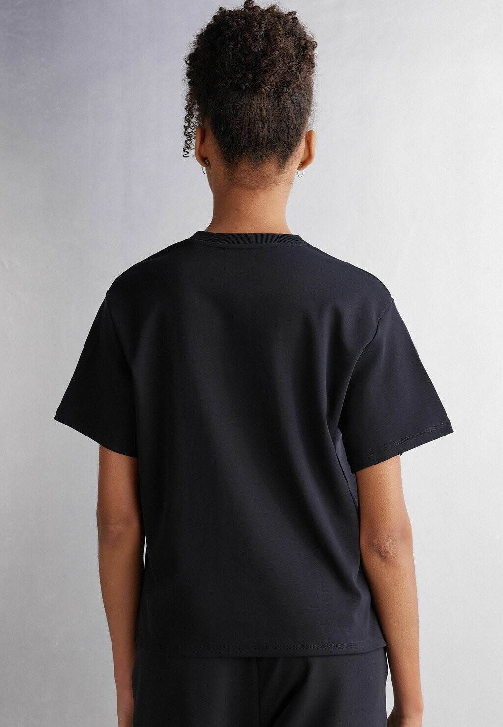 Базовая футболка Intimissimi, черный
Базовая футболка Intimissimi, черный