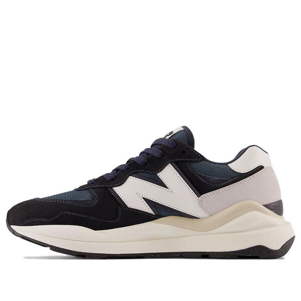 Кроссовки 57 40 New Balance, черный
Кроссовки 57 40 New Balance, черный