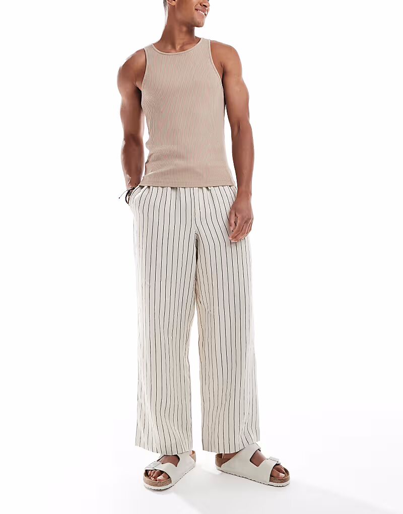 Свободные льняные брюки в овсяную полоску Cotton On
Свободные льняные брюки в овсяную полоску Cotton On