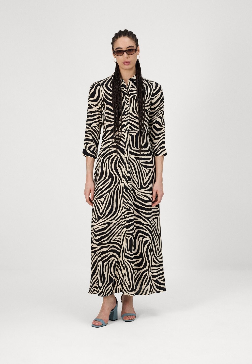 Длинное платье YASSAVANNA LONG SHIRT DRESS YAS, бежевый
Длинное платье YASSAVANNA LONG SHIRT DRESS YAS, бежевый