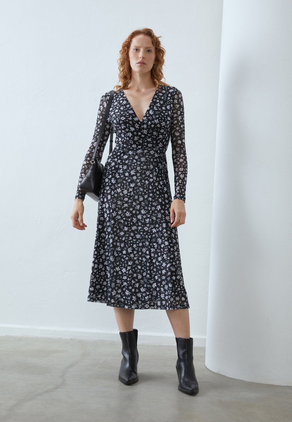 Повседневное платье Anna Field, черный
Повседневное платье Anna Field, черный