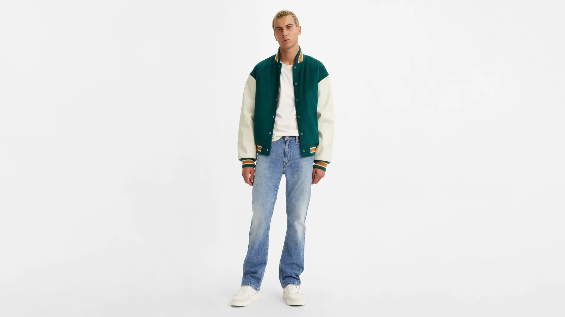 Узкие мужские джинсы 527 Bootcut Levi's, цвет Deep Down Below - Medium Wash - Stretch
Узкие мужские джинсы 527 Bootcut Levi's, цвет Deep Down Below - Medium Wash - Stretch