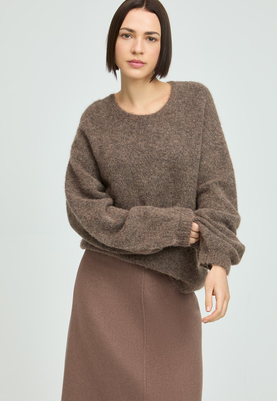 Джемпер Xandres Jumper, Dark Chocolate/Brown
Джемпер Xandres Jumper, Dark Chocolate/Brown