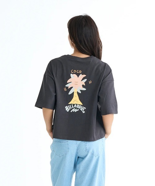 Женская футболка с коротким рукавом и принтом на спине Billabong, черный
Женская футболка с коротким рукавом и принтом на спине Billabong, черный