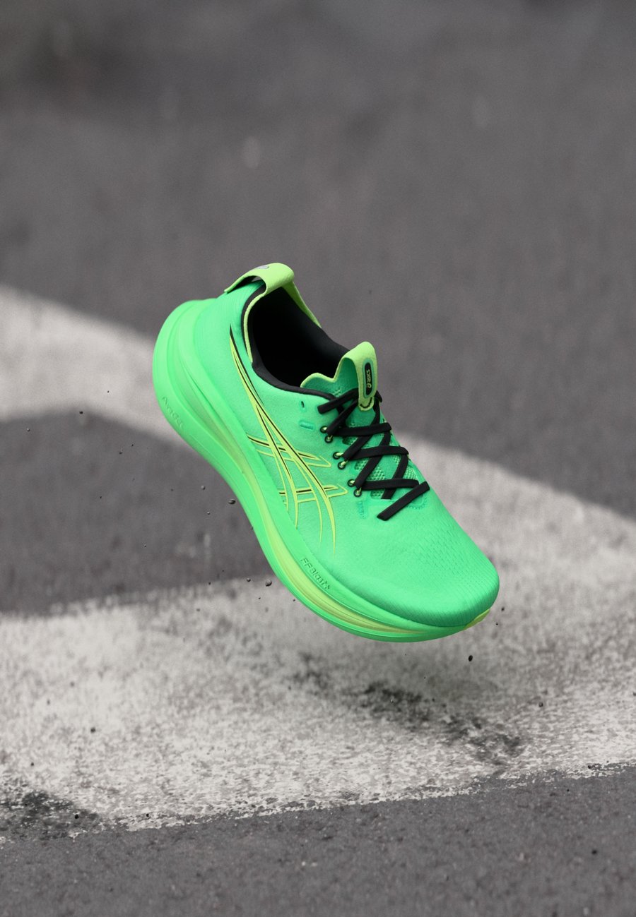 Кроссовки ASICS GEL NIMBUS 28, Vital Green/Illuminate Green/Green
Кроссовки ASICS GEL NIMBUS 28, Vital Green/Illuminate Green/Green