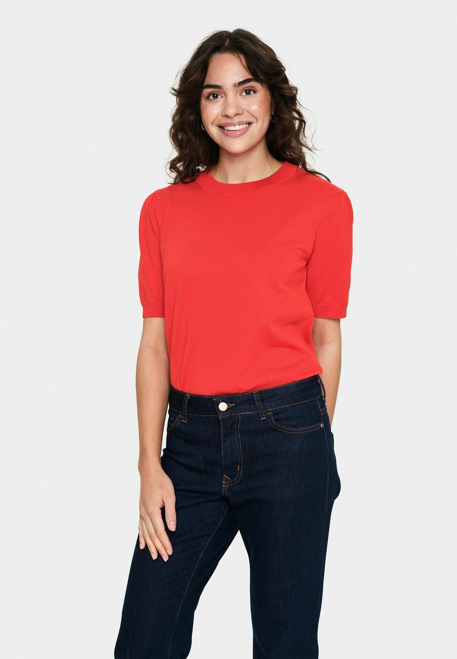 Футболка Saint Tropez MILASZ SS, Flame Scarlet/Red, Красный, Футболка Saint Tropez MILASZ SS, Flame Scarlet/Red
Футболка Saint Tropez MILASZ SS, Flame Scarlet/Red, Красный, Футболка Saint Tropez MILASZ SS, Flame Scarlet/Red