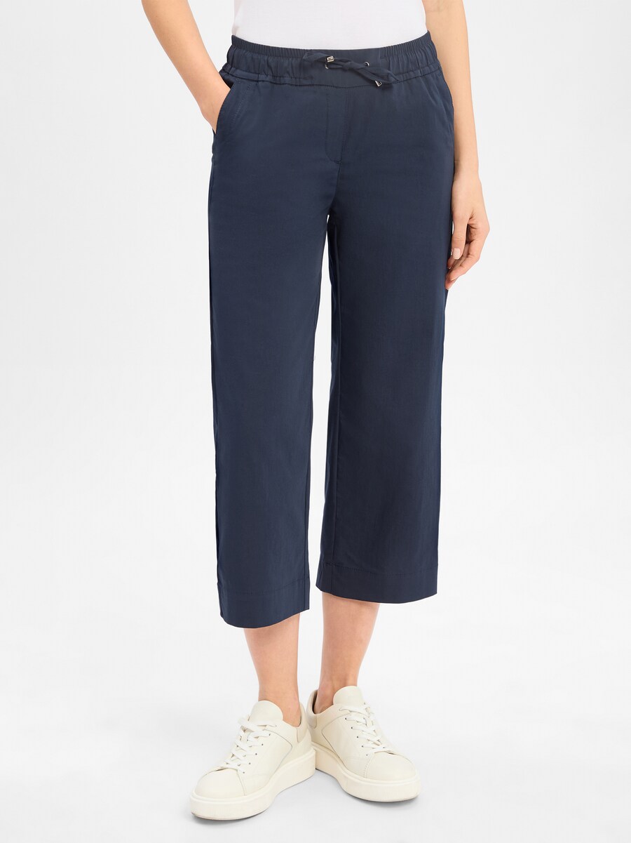 Широкие брюки TONI, темно-синий
Широкие брюки TONI, темно-синий