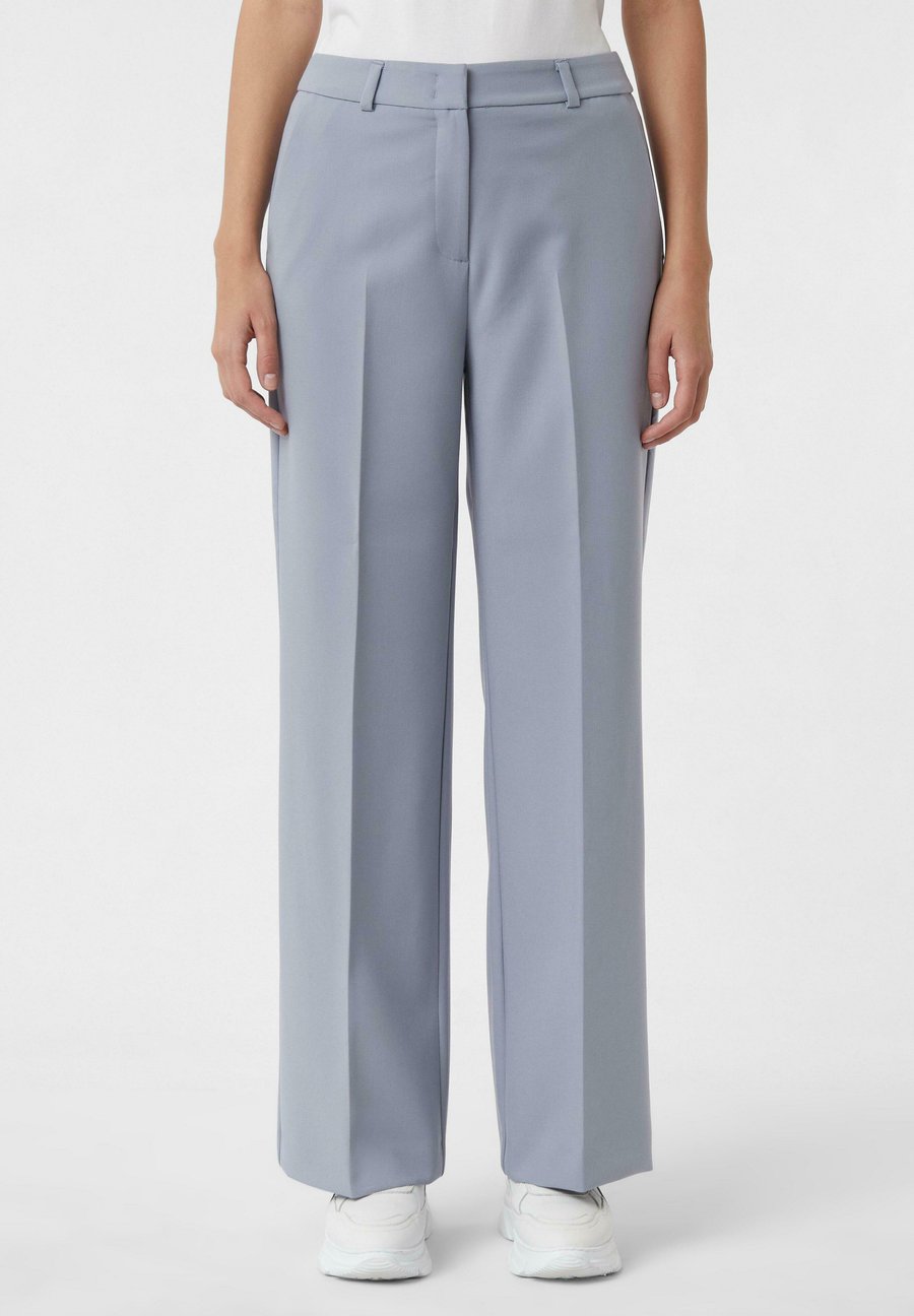 Брюки comma WIDE MIT BÜGELFALTEN, Schiefergrau/Grey
Брюки comma WIDE MIT BÜGELFALTEN, Schiefergrau/Grey