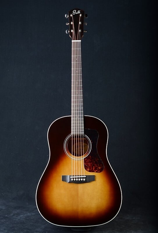Акустическая гитара Guild Westerly Collection DS-240 Memoir Sitka Spruce / Mahogany Dreadnought
Акустическая гитара Guild Westerly Collection DS-240 Memoir Sitka Spruce / Mahogany Dreadnought