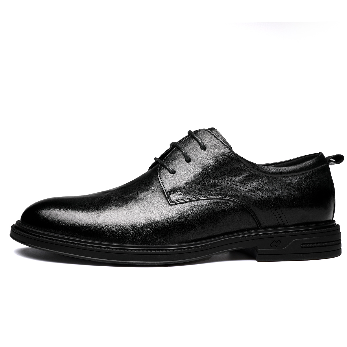 Мужские туфли FAPAI черные на низком каблуке
Мужские туфли FAPAI черные на низком каблуке