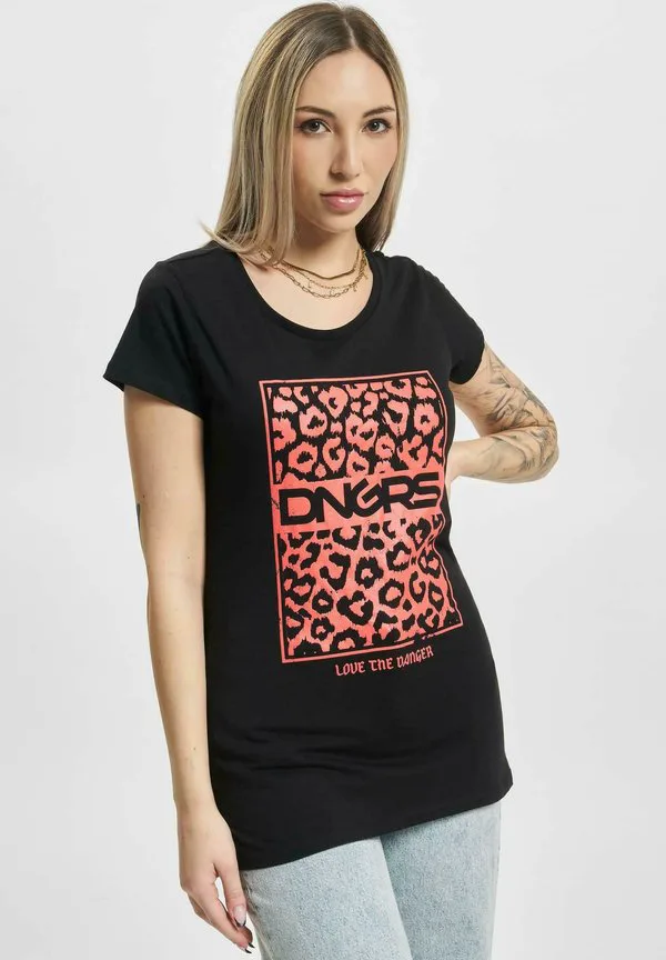 Футболка с принтом pardus Dangerous Dngrs, Black, Черный, Футболка с принтом pardus Dangerous Dngrs, Black
Футболка с принтом pardus Dangerous Dngrs, Black, Черный, Футболка с принтом pardus Dangerous Dngrs, Black