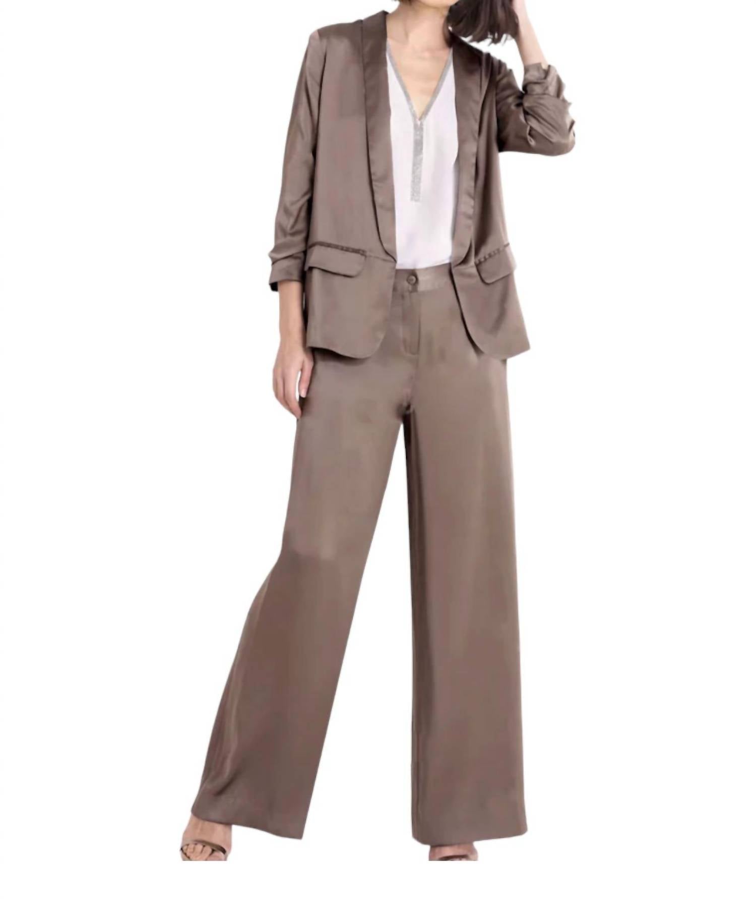 Брюки Piazza в стиле чинос Go by Go Silk, цвет chino
Брюки Piazza в стиле чинос Go by Go Silk, цвет chino