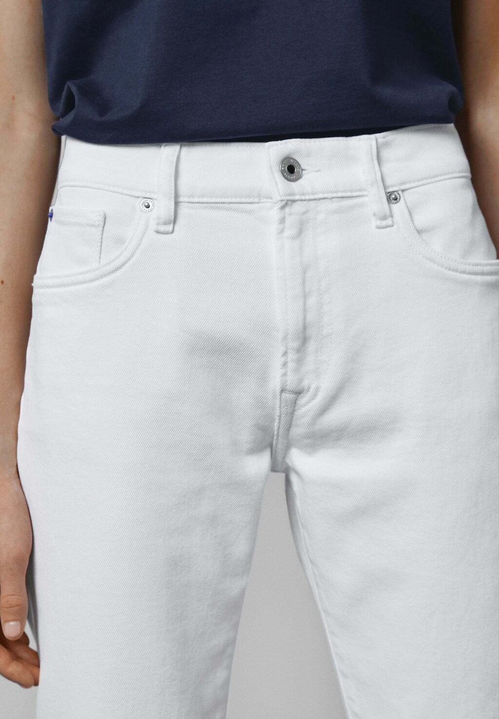 Джинсы облегающего кроя SLIM Red Bull Racing x Pepe Jeans, синий деним
Джинсы облегающего кроя SLIM Red Bull Racing x Pepe Jeans, синий деним