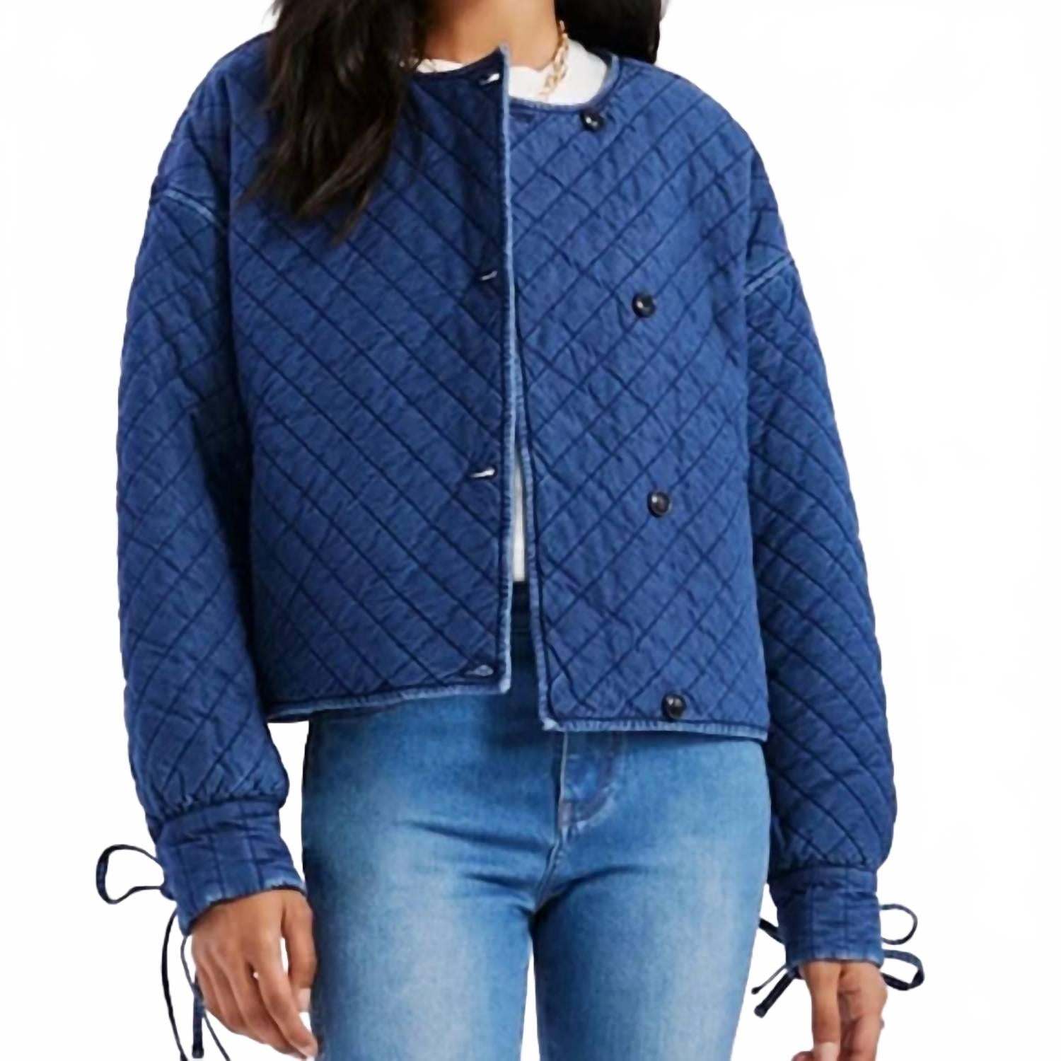 SOMETHING NAVY Стеганая джинсовая куртка среднего синего цвета
SOMETHING NAVY Стеганая джинсовая куртка среднего синего цвета