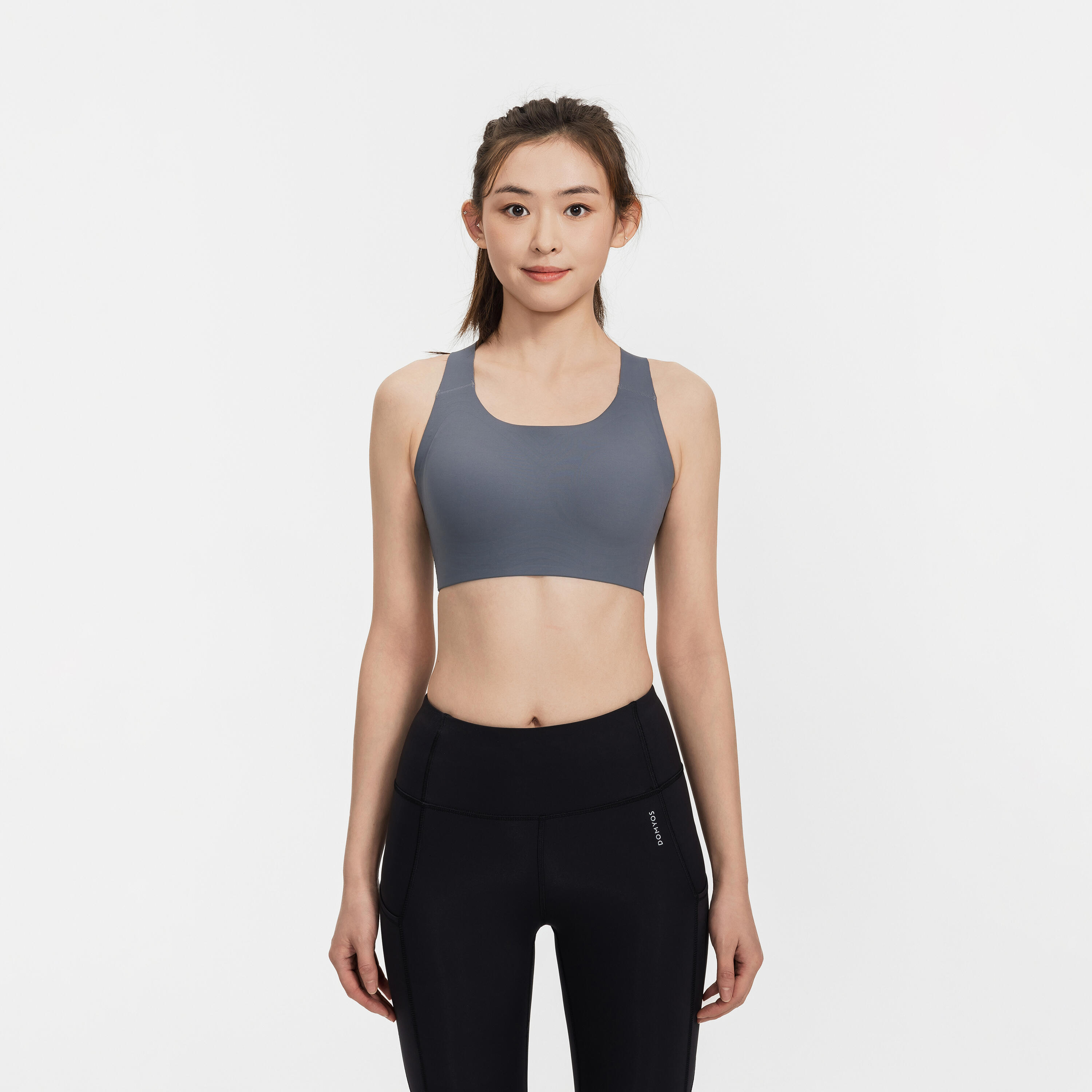 Женская спортивная футболка Decathlon 中强度运动内衣 - 裸感8字 - тёмно-серая
Женская спортивная футболка Decathlon 中强度运动内衣 - 裸感8字 - тёмно-серая