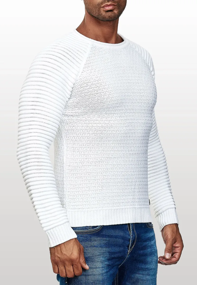 Вязаный свитер Rusty Neal модного крупной вязки, белый
Вязаный свитер Rusty Neal модного крупной вязки, белый