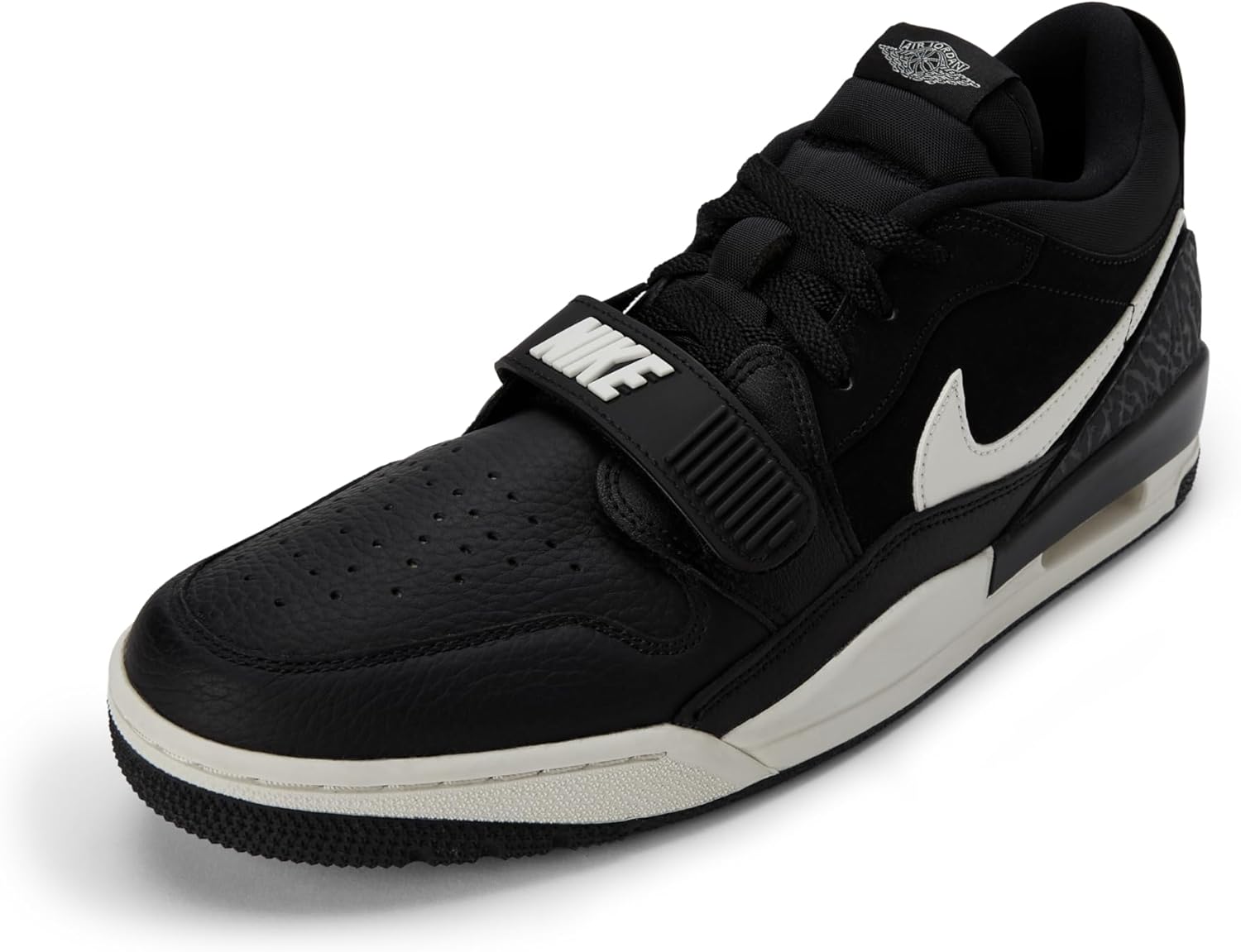 Мужские кроссовки Nike Air Jordan Legacy 312 Low (CD7069-001, черный/антрацит/фантом)
Мужские кроссовки Nike Air Jordan Legacy 312 Low (CD7069-001, черный/антрацит/фантом)