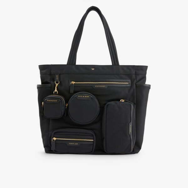 Сумка-Тоут из переработанного нейлона с накладным карманом для поездок на работу Anya Hindmarch, черный
Сумка-Тоут из переработанного нейлона с накладным карманом для поездок на работу Anya Hindmarch, черный