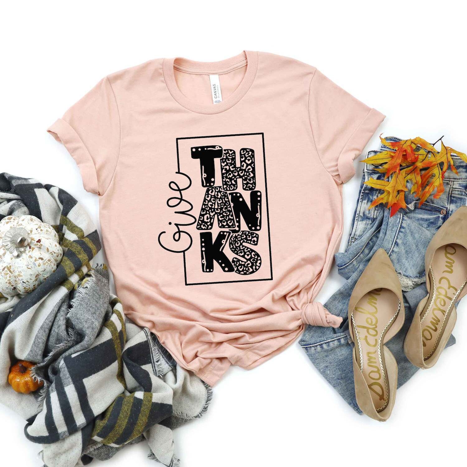 Квадратная футболка с короткими рукавами и рисунком Give Спасибо Simply Sage Market, Белый, Квадратная футболка с короткими рукавами и рисунком Give Спасибо Simply Sage Market
Квадратная футболка с короткими рукавами и рисунком Give Спасибо Simply Sage Market, Белый, Квадратная футболка с короткими рукавами и рисунком Give Спасибо Simply Sage Market