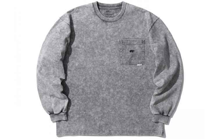 Футболка унисекс серая MADNESS, серый
Футболка унисекс серая MADNESS, серый