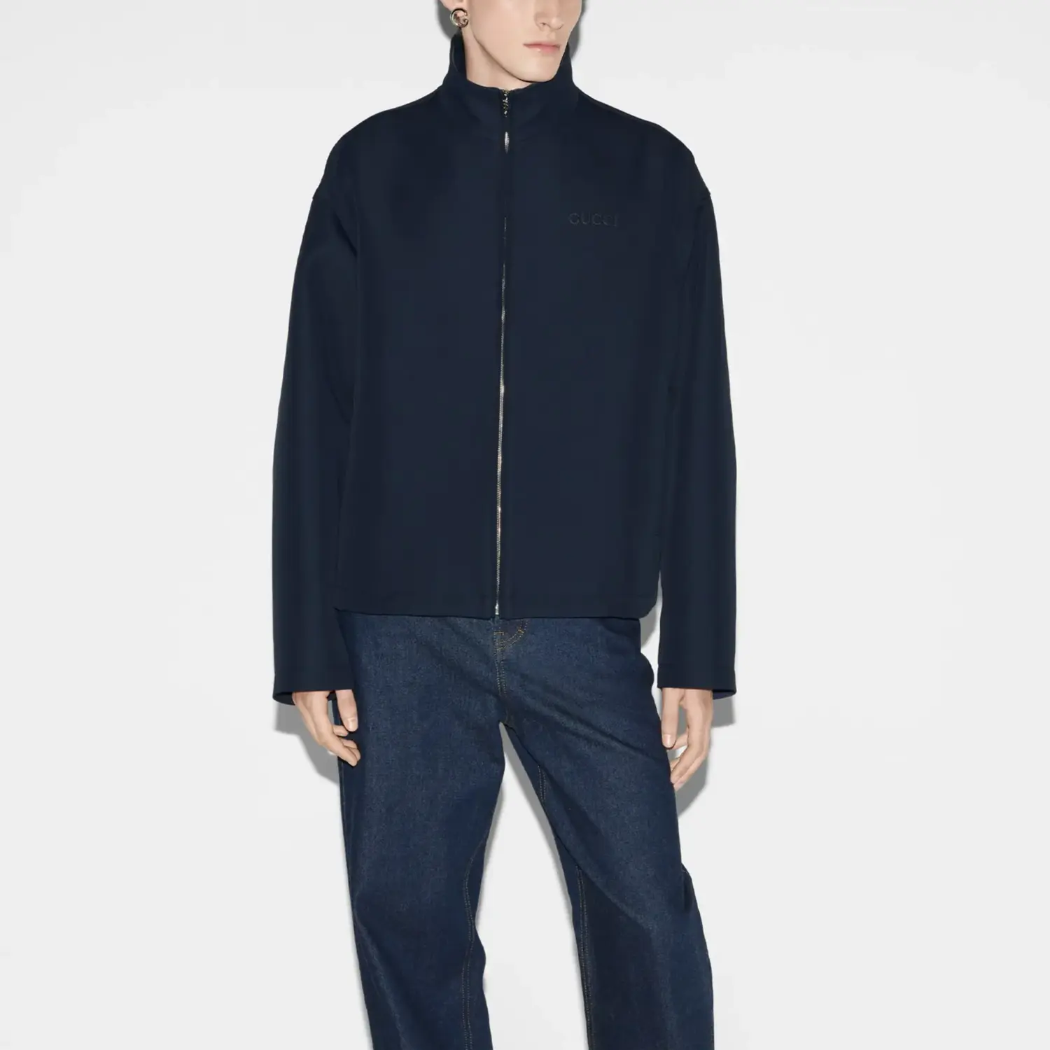 Куртка мужская темно-синяя Gucci, темно-синий
Куртка мужская темно-синяя Gucci, темно-синий