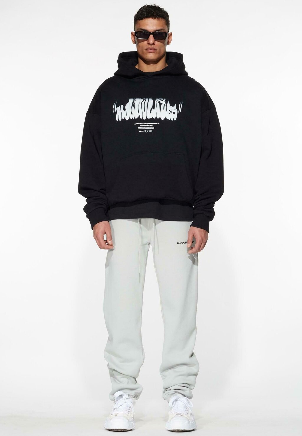 Толстовка Rising X Heavy MJ Gonzales, черный
Толстовка Rising X Heavy MJ Gonzales, черный