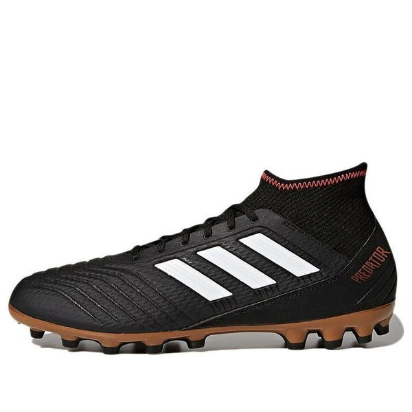 Кроссовки Predator 18.3 FG Adidas, черный 
Кроссовки Predator 18.3 FG Adidas, черный