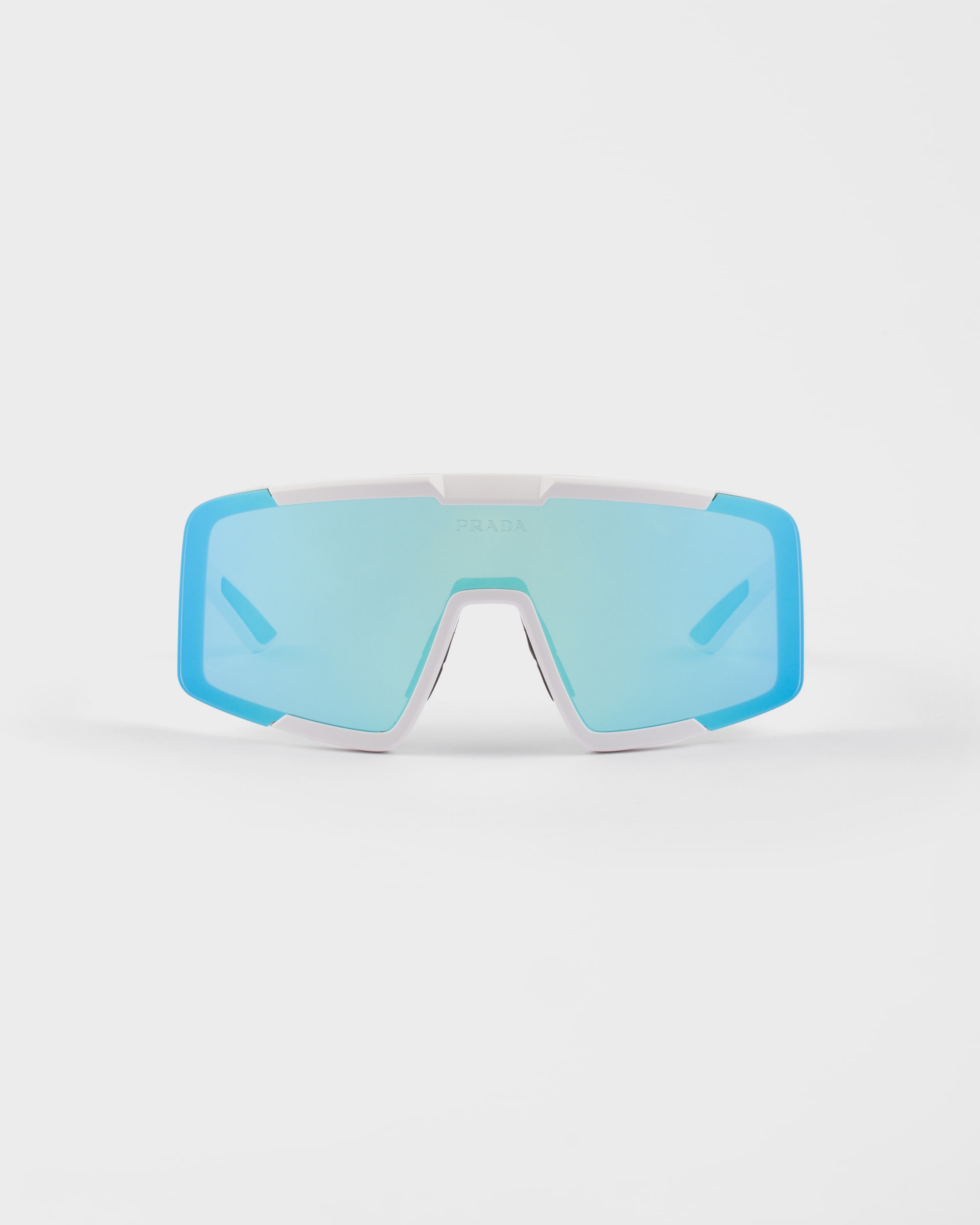 Солнцезащитные очки Prada Linea Rossa Active Prada, голубые линзы mult.id
Солнцезащитные очки Prada Linea Rossa Active Prada, голубые линзы mult.id