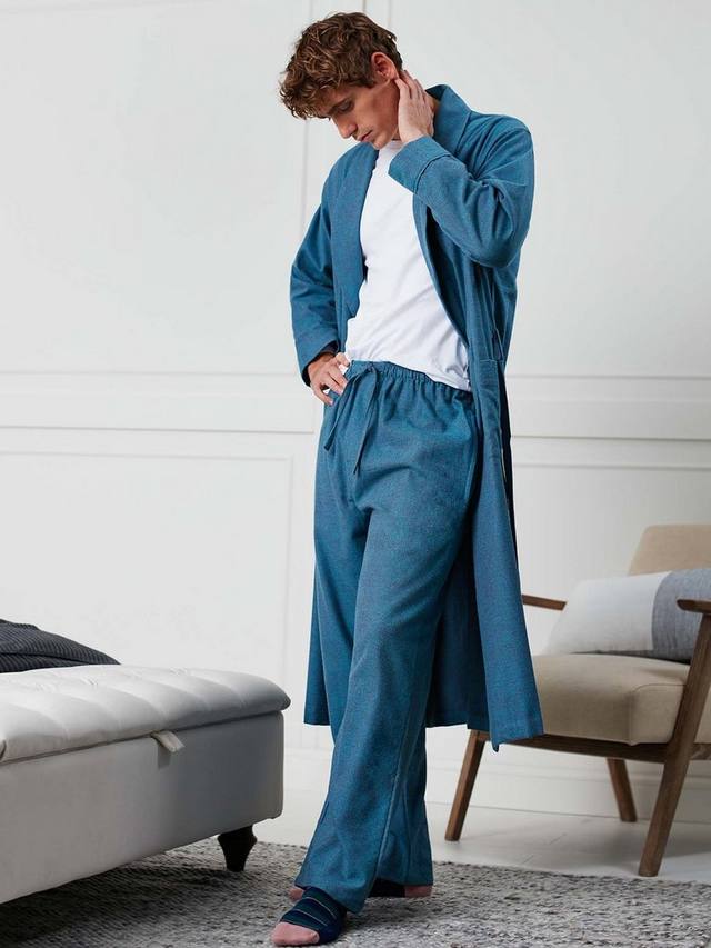 Халат из хлопка саржевого переплетения с эффектом браширования British Boxers, Stornoway
Халат из хлопка саржевого переплетения с эффектом браширования British Boxers, Stornoway